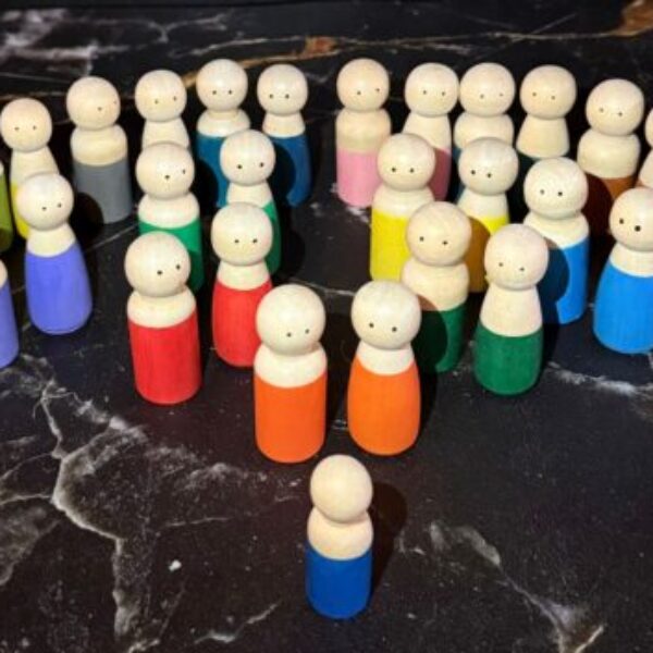 groepsopstelling, blank hout